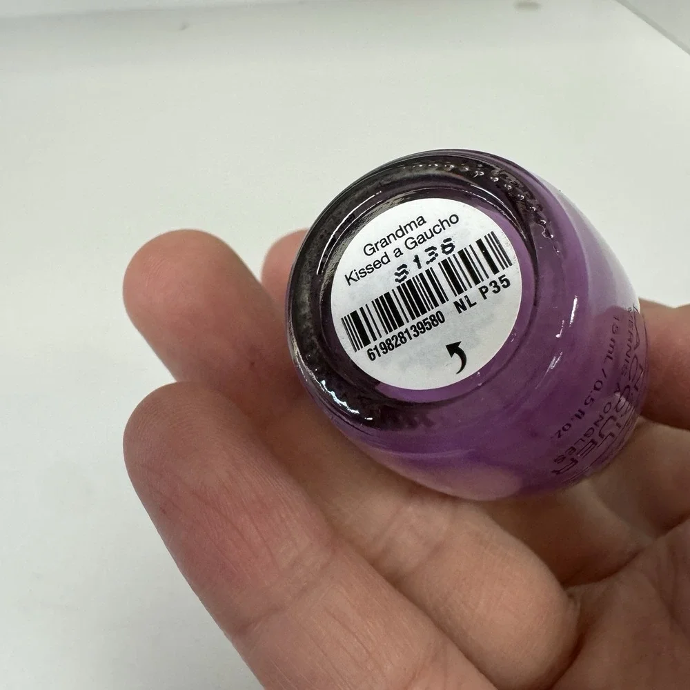 OPI Nail Lacquer Purple Gloss Grandma Kissed a Gaucho NL P35 0.5 fl oz